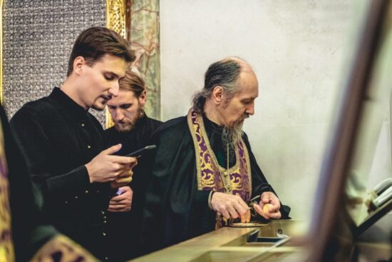 В феврале, за неделю до Великого поста православные празднуют Вселенскую родительскую субботу