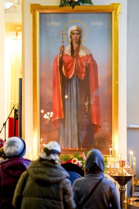 Икона мученицы Татьяны в храме при МГУ