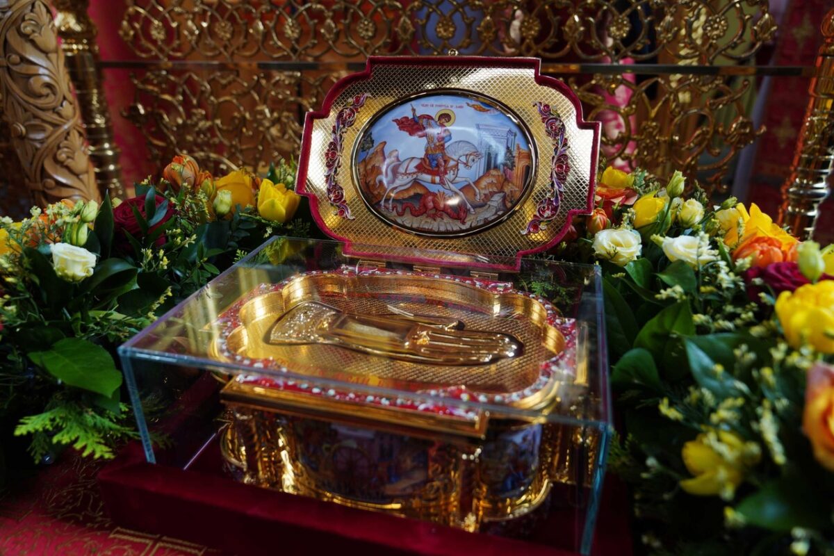 Ковчег с частицей мощей святого Георгия Победоносца по городам России