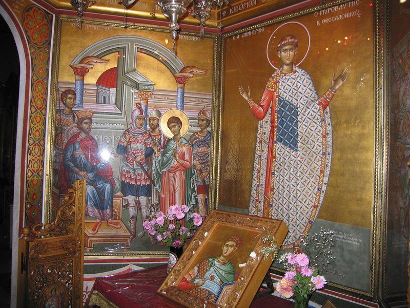 Дмитрий Солунский: житие, икона и мироточивые мощи святого великомученика