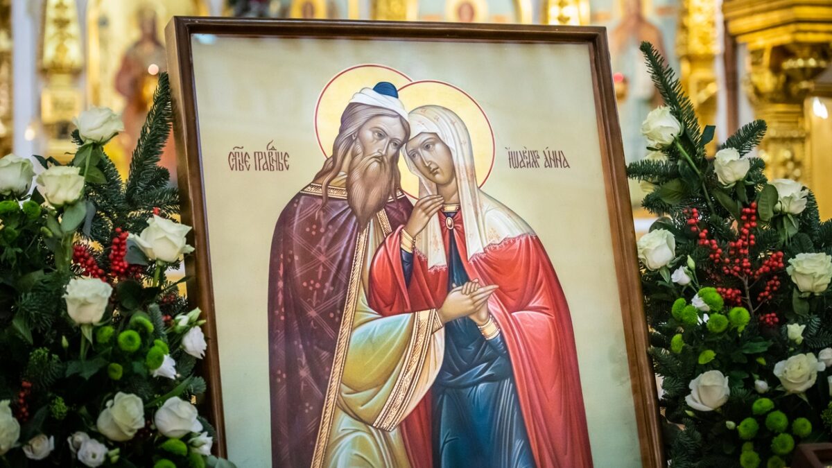 Икона правв Иоакима и Анны в храме