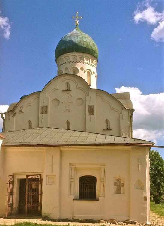 Храм Фёдора Стратилата на Ручью